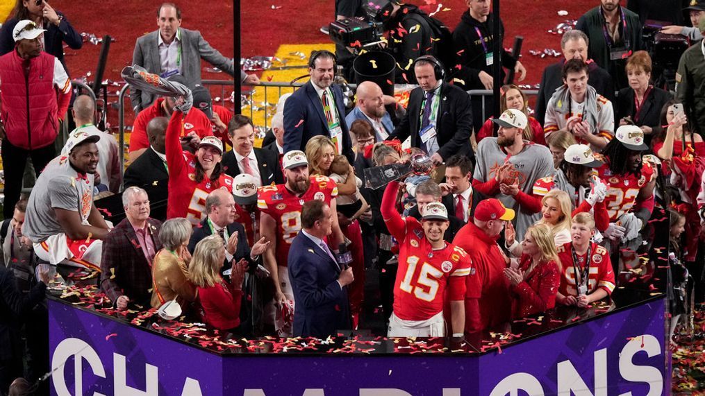 Kansas City Chiefs quarterback Patrick Mahomes (15) lifts the Vince Lombardi Trophy after the team's victory over the San Francisco 49ers in the NFL Super Bowl 58 football game Sunday, Feb. 11, 2024, in Las Vegas. (AP Photo/David J. Phillip)